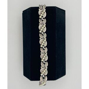 Crown Trifari Vintage Bracelet Silver Tone Leaves Clear Rhinestones Faux Pearl 7